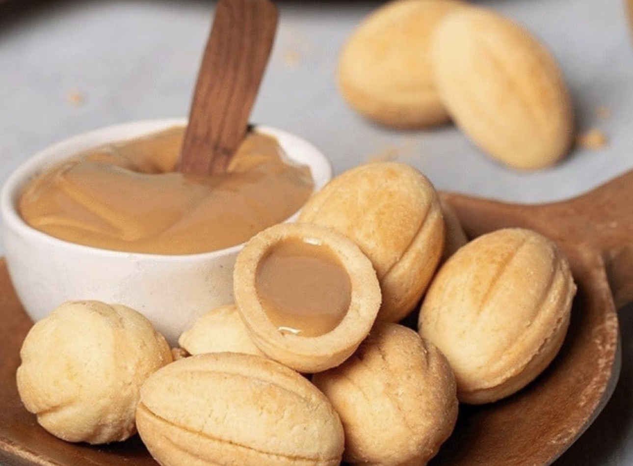 جوزية الحليب المحموس بحشوة الوتس و التوت